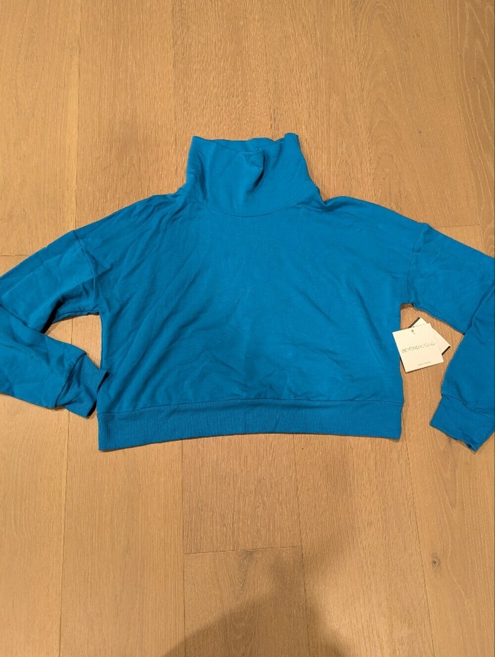 Beyond Yoga Vibrant Royal Blue Cropped Top